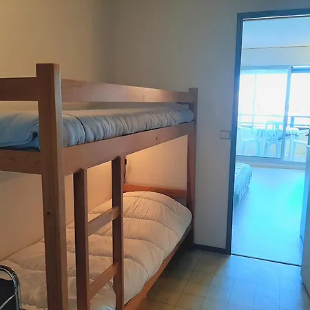 Avec Piscine Et Tennis, - Fr-1-239-809 *